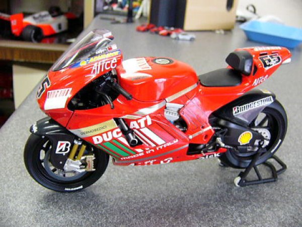 Museum collection 1/12 Ducati Desmo '07 Marlboro & barSet decal for PMA JP 9931 画像1
