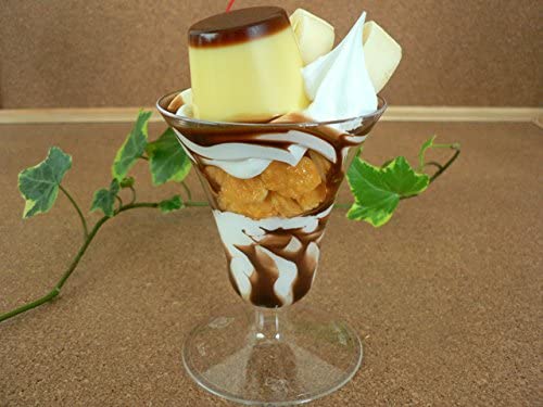 Food sample made by Japanese craftsmen Pudding banana parfait I can't eat 6999 画像3