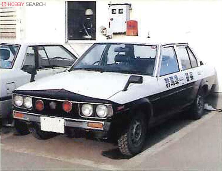 Aoshima 1/24 model kit Toyota E70 Corolla sedan early model police car Jp 4862 画像3